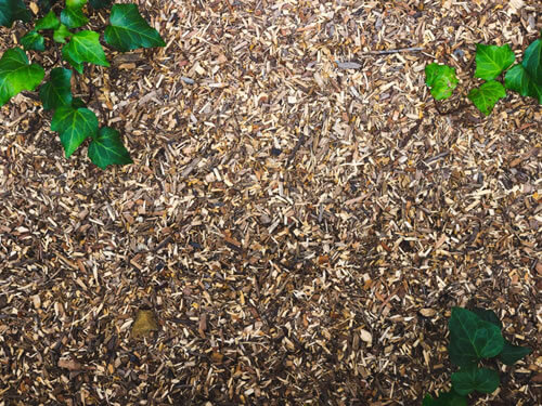 Mulch Installation Services Monroe County, Athens, Etowah, Loudon, Madisonville, Sweetwater, Tellico Plains, Vonore, and surrounding areas.