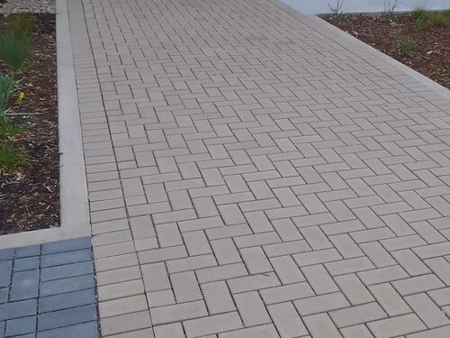 Paver Walkway and Patio Services Monroe County, Athens, Etowah, Loudon, Madisonville, Sweetwater, Tellico Plains, Vonore, and surrounding areas.